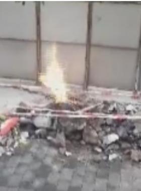 燃?xì)庑孤岆U 電鎬破路火花引燃泄漏天然氣