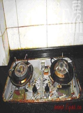 燃氣鑲嵌灶發(fā)生事故的成因及對策